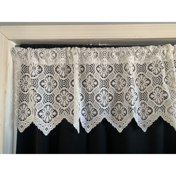 Vintage White Lace Curtain Valance 56"x15" with Floral Pattern - Picture 3 of 7
